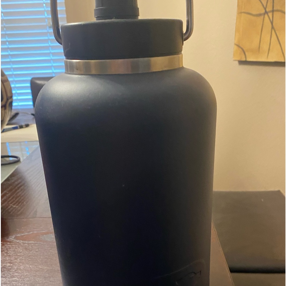 Rtic 1 gallon Jug
